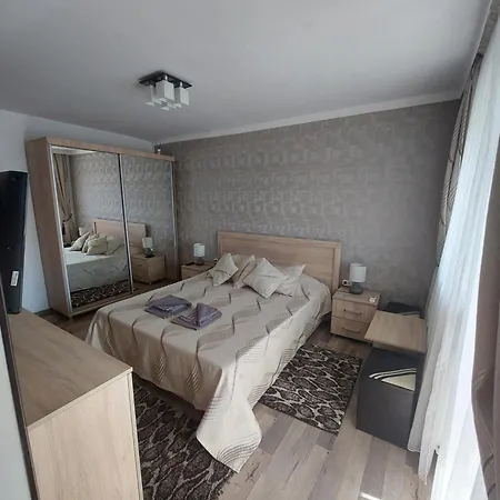 Casa Mirage 2 *